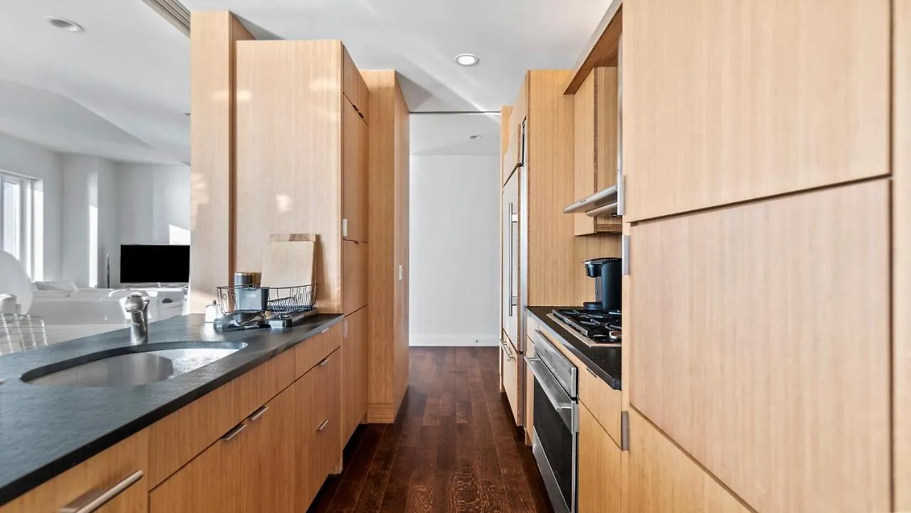 Luxurious 4 Bedroom Penthouse In Nyc New York 0*,